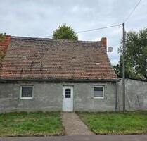 Doppelhaushälfte mit Renovierungsbedarf - Gommern Ladeburg