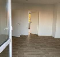 Helle 2-Zimmer-Wohnung mit Balkon - Erfurt Daberstedt