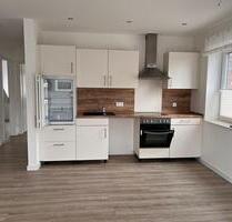 Neuwertige 4 Zimmer-Wohnung mit Balkon - Bardowick