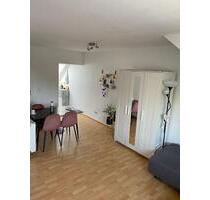 Zentral gelegene DG-Wohnung – ideal für Singles - Duisburg