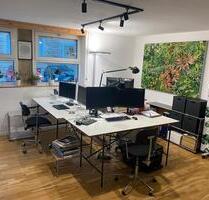 Arbeitsplatz im Coworking Space in Stuttgart West