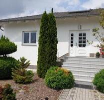 Einfamilienhaus mit Einliegerwohnung - Nieste