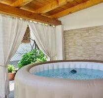 Ferienwohnung mit Whirlpool im Bergdorf am Comer See (4+2 Pers.) - Sinn