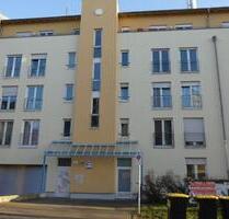 Für Singles o. Pärchen: Renovierte Whg. mit großer Wohnküche! Mit Stellplatz* - Leipzig Süd