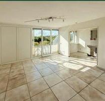 Moderne 1,5-Zimmer-Wohnung mit Westbalkon - Bezugsfrei ab sofort - Erkrath