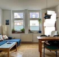 Schöne Altbauwohnung mit Balkon und Einbauküche - Bitte lesen - Essen Stadtbezirk II