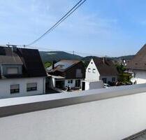 Schöne Dachgeschosswohnung mit großer Loggia - Melsbach