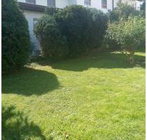 Haus im 2 Familienhaus mit großem Grundstück - Reutlingen Sondelfingen