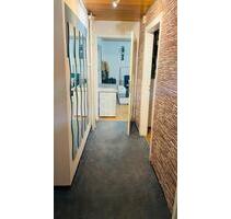 3-Zimmer-Wohnung in Esslingen - 830,00 EUR Kaltmiete, in Esslingen am Neckar (PLZ: 73732) Hegensberg