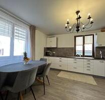 Großzügige 4-Zimmer-Wohnung mit 2 Bädern EBK in Kippenheim