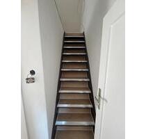 3 Zimmer Wohnung + Dachgeschoss - Stuttgart Sillenbuch