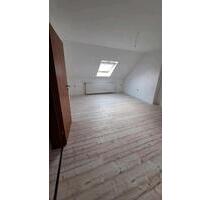 DG Wohnung 85qm 650€ Kalt 900 warm - Steimel
