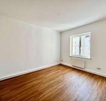 Helle renovierte 2-Raumwohnung mit Balkon in Chemnitz