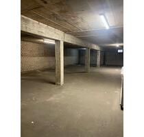 Lagerflächen 200 qm und 250 qm - 5,00 EUR Kaltmiete, ca.  5,00 m² in Ettlingen (PLZ: 76275)