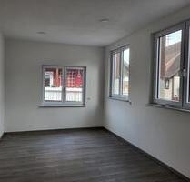 Moderne 2-Zi.-Whg. mit Einbauküche im Herzen von Loßburg