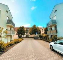 Gemütliche 2-Raumwohnung mit Dachterrasse und Tiefgaragen-Stellplatz in beliebtem Wohnviertel - Weinböhla