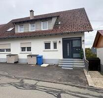 Gepflegte 3,5 Zimmer-Wohnung mit Balkon - Meßstetten