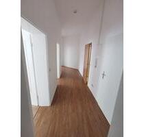 NEU renovierte 3-RW im 1.Obergeschoss - Zittau