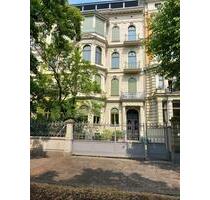 Stilvolle 2RWE am Johannapark-Westvorstadt!-Balkon, Wohnzimmer mit integrierter EBK! - Leipzig Süd