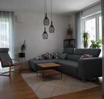 Geschmackvolle, neuwertige 4-Zimmer-Wohnung mit Balkon - Mering
