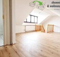 Frisch renovierte 3-Raum-Maisonette-Wohnung mit EBK, 2 Tageslichtbädern, Stellplatz & Abstellraum - Chemnitz Hilbersdorf