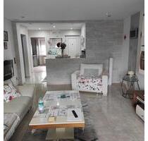 Moderne 3 Zimmerwohnung, Zentrale Lage , teilmöbiliert Gäste Wc, - Troisdorf