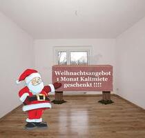 Gemütliche 3-Zimmer-Wohnung mit Tageslichtbad und Eckbadewanne - Zwickau