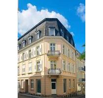 2 Zi Whg: Beste Innenstadtlage, Erstbezug nach Renovierung, - Baden-Baden