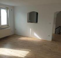 5 ZKB in Weidenau - 1.000,00 EUR Kaltmiete, in Siegen (PLZ: 57078) Dillnhütten