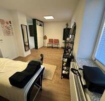 Büroraum - Laden - Shop - 1.500,00&nbsp;EUR Kaltmiete, ca.&nbsp; 36,00&nbsp;m&sup2; in Augsburg (PLZ: 86154) Oberhausen