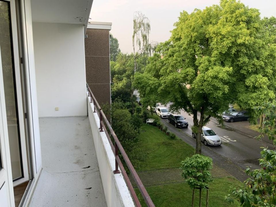 Preisgedämpfte 3-Zimmer-Wohnung in günstiger Entfernung zu DüsseldorfKölnLeverkusen - Monheim am Rhein