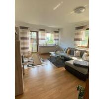 Attraktive 4-Zimmer-Wohnung mit Balkon und Stellplätzen - Flieden