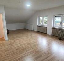 Westerwald: Dachgeschoss-Apartment mit großem weiten Hauptraum - Malberg