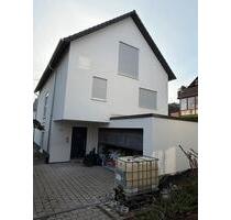 Drei Familienhaus Neubau 2025! - 850.000,00 EUR Kaufpreis, ca.  260,00 m² in Lahr (Schwarzwald) (PLZ: 77933)
