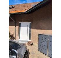 Wohnung in Jüchen mit Galerie - 1.100,00 EUR Kaltmiete, in Jüchen (PLZ: 41363)
