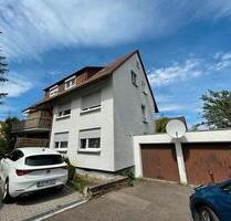 Biete 4 Zimmer Dachgeschoss Wohnung in Korntal - Korntal-Münchingen