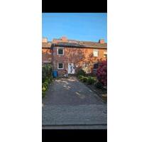 Reihenmittelhaus zur Miete - 950,00 EUR Kaltmiete, in Heide (PLZ: 25746)