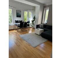 3-Zimmer-Wohnung Altbau mit Balkon - Stuttgart Bad Cannstatt