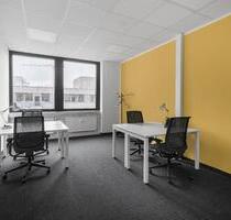 Privater Büroraum für 3 Person in Regus KIEL, City
