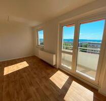 Toller Blick inklusive - 349,00 EUR Kaltmiete, in Suhl (PLZ: 98527)