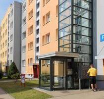 3-Raum-Wohnung in Debschwitz mit Balkon und Badewanne - Gera