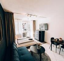 Traumhafte 1,5 Zi. Wohnung mit Balkon, Nähe Mercedes,Stuttgart UT