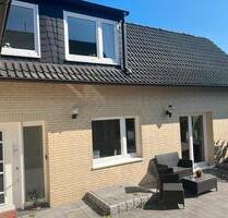 Haushälfte in Glinde - 1.400,00 EUR Kaltmiete, ca.  100,00 m² in Glinde (PLZ: 21509)