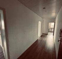 Zentrale 3-Zi.-Wohnung mit Balkon und Aufzug - Wilhelmshaven