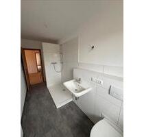 Großzügige 4-Zimmer-Wohnung mit Panoramablick im idyllischen Dorf - Burghaun