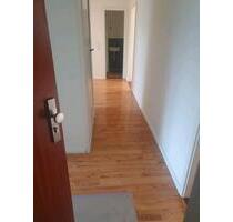 Erstbezug modernisierte 4-Zi Dachgeschosswhg. - Schwentinental