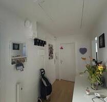 1 Zimmer WG Wohnung - 450,00 EUR Kaltmiete, ca.  11,00 m² in Stuttgart (PLZ: 70565) Vaihingen