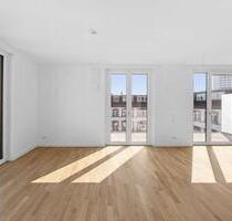 Exklusive 3-Zimmer-Wohnung mit privater Terrasse und zwei Bädern - Berlin