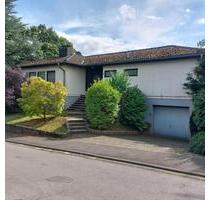 Einfamilienhaus mit großem Gartengrundstück - Kall