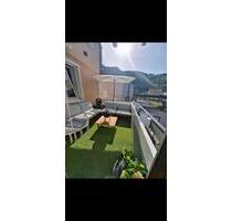 Schöne 3-Zimmer-Wohnung mit Balkon und Wintergarten - Neuenbürg